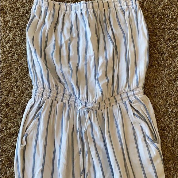 Forever 21 Strapless Jumpsuit with Pockets - Picture 2 of 3